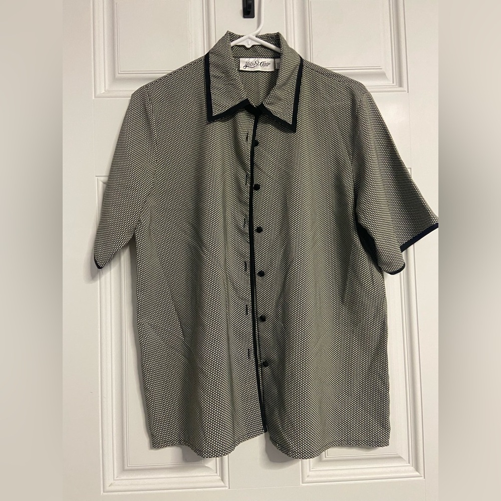 T17- YVES ST. CLAIR Black Trim Printed Short Sleeve Shirt
